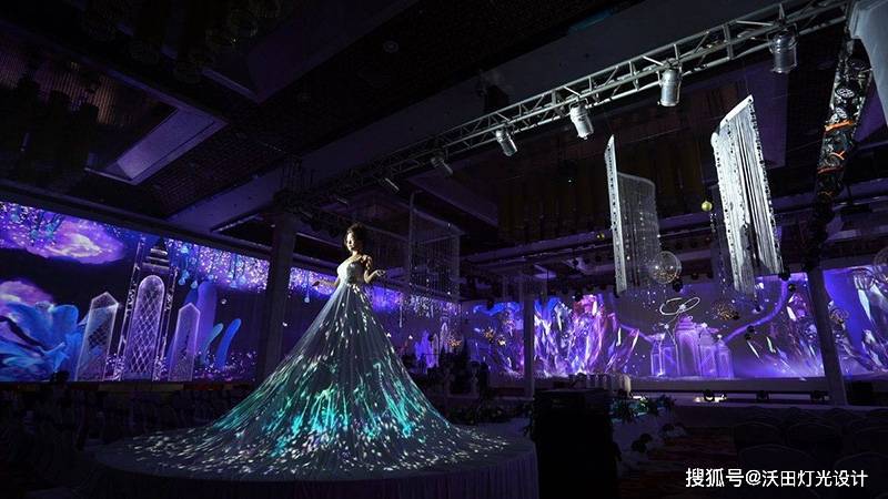  多特蒙德主场灯光升级，全息投影打造沉浸式观赛  